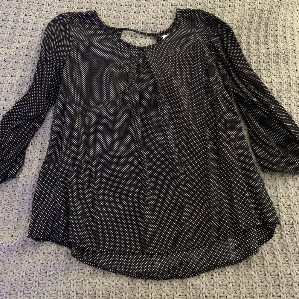 black and white polkadot top
